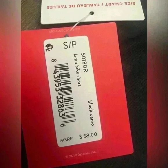 NWT SPANX Look at Me Now Bike Short Size S - Picture 6 of 6